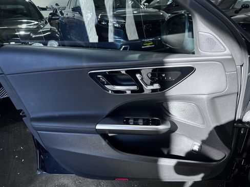Used 2023 Mercedes-Benz C 300 Sedan w/ Advanced USB Package image 25