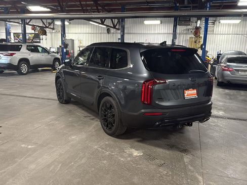 Used 2021 Kia Telluride SX w/ Nightfall Edition Package image 2