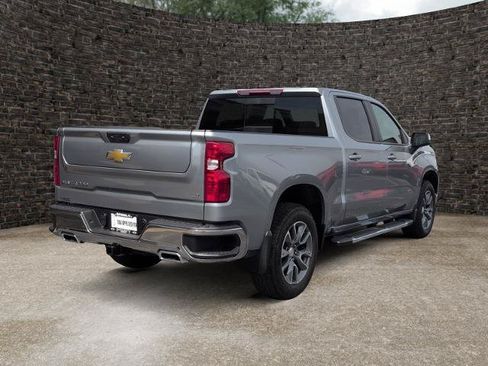 New 2026 Chevrolet Silverado 1500 LT w/ Z71 Off-Road Package AWD/4WD image 7
