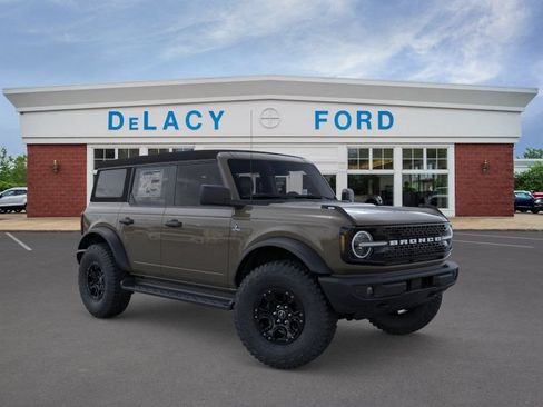 New 2026 Ford Bronco Outer Banks w/ Sasquatch Package AWD/4WD image 7