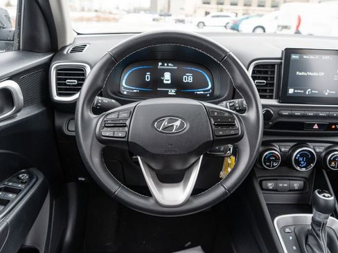 Certified 2023 Hyundai Venue SEL image 14