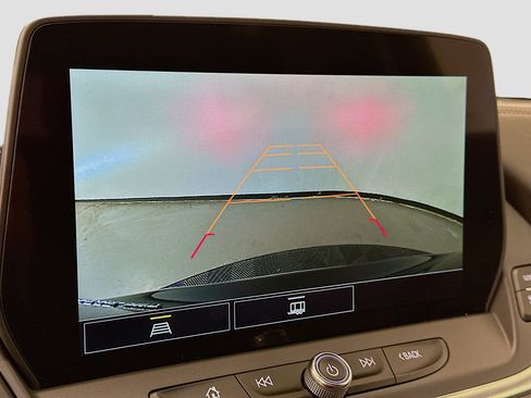 Used 2025 Chevrolet Blazer LT image 23