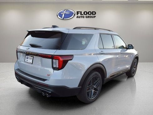 New 2026 Ford Explorer ST w/ Sun And Sound Package image 2