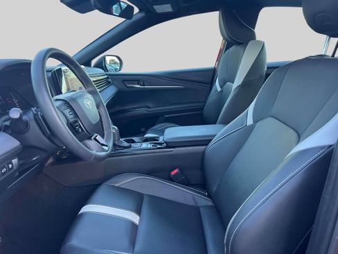 Certified 2026 Toyota Camry SE w/ Convenience Package FWD image 19