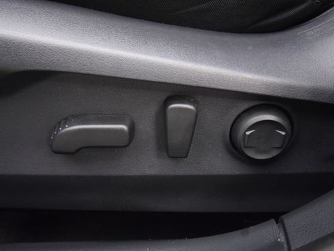 Used 2025 Subaru Outback Premium AWD/4WD image 27