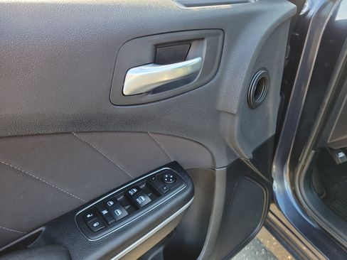 Used 2019 Dodge Charger GT RWD image 18