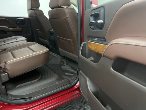 Used 2019 Chevrolet Silverado 2500 High Country w/ Duramax Plus Package AWD/4WD image 38