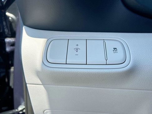 New 2026 Hyundai Venue SEL FWD image 27