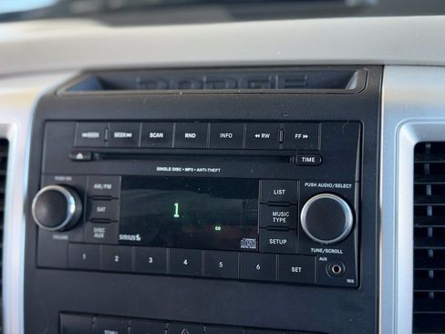 Used 2012 RAM 1500 Classic SLT w/ Popular Equipment Group AWD/4WD image 35