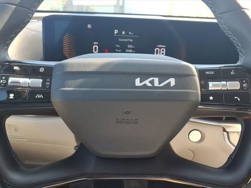 New 2026 Kia Sorento EX w/ EX Premium Package FWD image 16