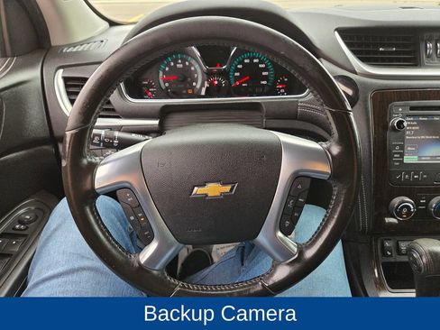 Used 2015 Chevrolet Traverse LT AWD/4WD image 17