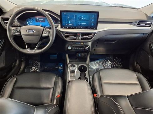 Certified 2023 Ford Escape Platinum image 22