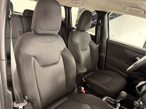 Used 2021 Jeep Renegade Sport w/ Sport Appearance Group AWD/4WD image 25