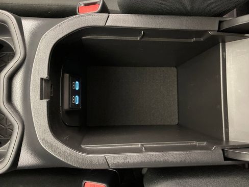 Certified 2022 Toyota RAV4 XLE FWD image 23