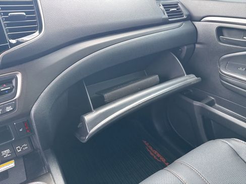 Certified 2022 Honda Passport TrailSport image 25