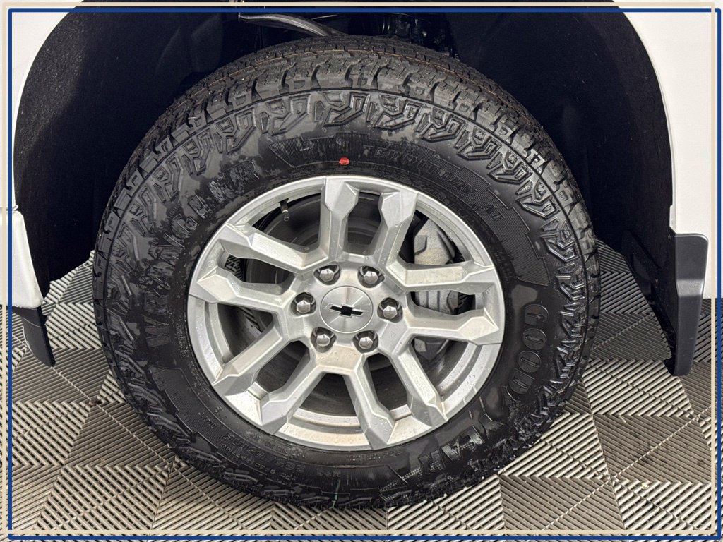 New 2026 Chevrolet Silverado 1500 RST w/ Safety Package AWD/4WD image 13