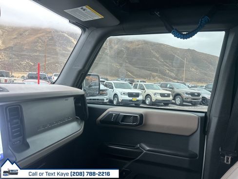 Used 2024 Ford Bronco Wildtrak image 33
