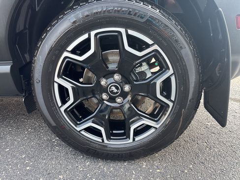 Used 2025 Ford Bronco Sport Outer Banks w/ Outer Banks Tech Package+ image 9