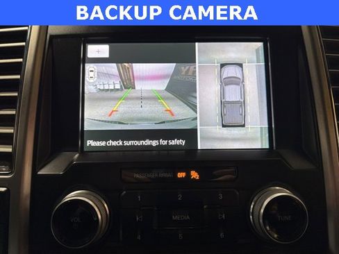 Used 2020 Ford F150 Platinum w/ Equipment Group 701A Luxury image 5