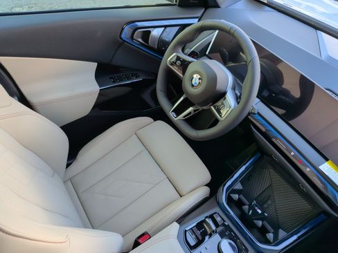 New 2026 BMW X3 xDrive30i w/ M Sport Package AWD/4WD image 34