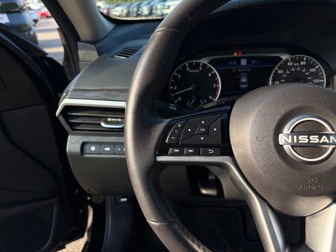 Certified 2024 Nissan Altima 2.5 SV w/ SV Premium Package FWD image 16