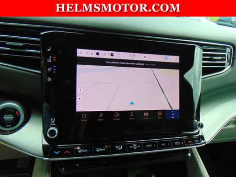Certified 2025 Jeep Wagoneer 4WD image 28
