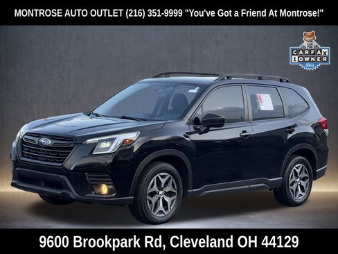 Used 2023 Subaru Forester Premium image 8