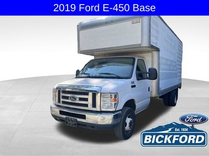 Used 2019 Ford E-450 and Econoline 450 Super Duty w/ Power Windows & Locks Group