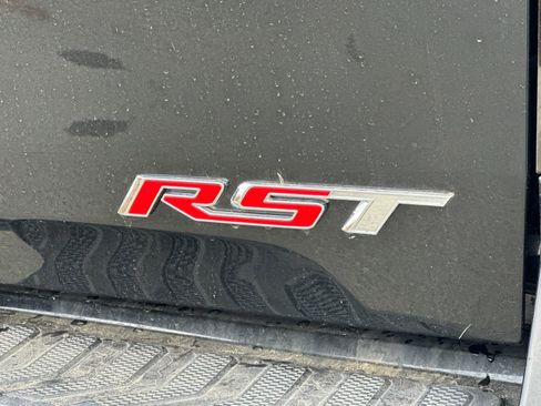 Used 2024 Chevrolet Silverado EV RST image 32