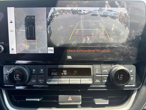 Certified 2024 Toyota Grand Highlander AWD image 19