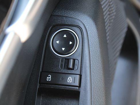 Certified 2023 Kia Seltos S w/ Navigation Package FWD image 20