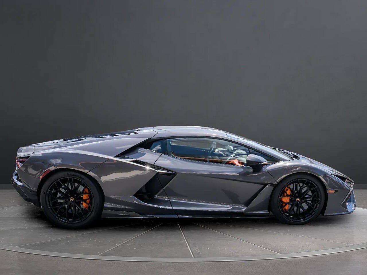 Used 2025 Lamborghini Revuelto AWD/4WD image 9