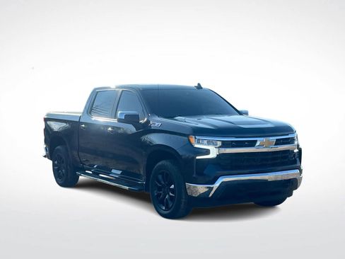 Used 2022 Chevrolet Silverado 1500 LT image 2
