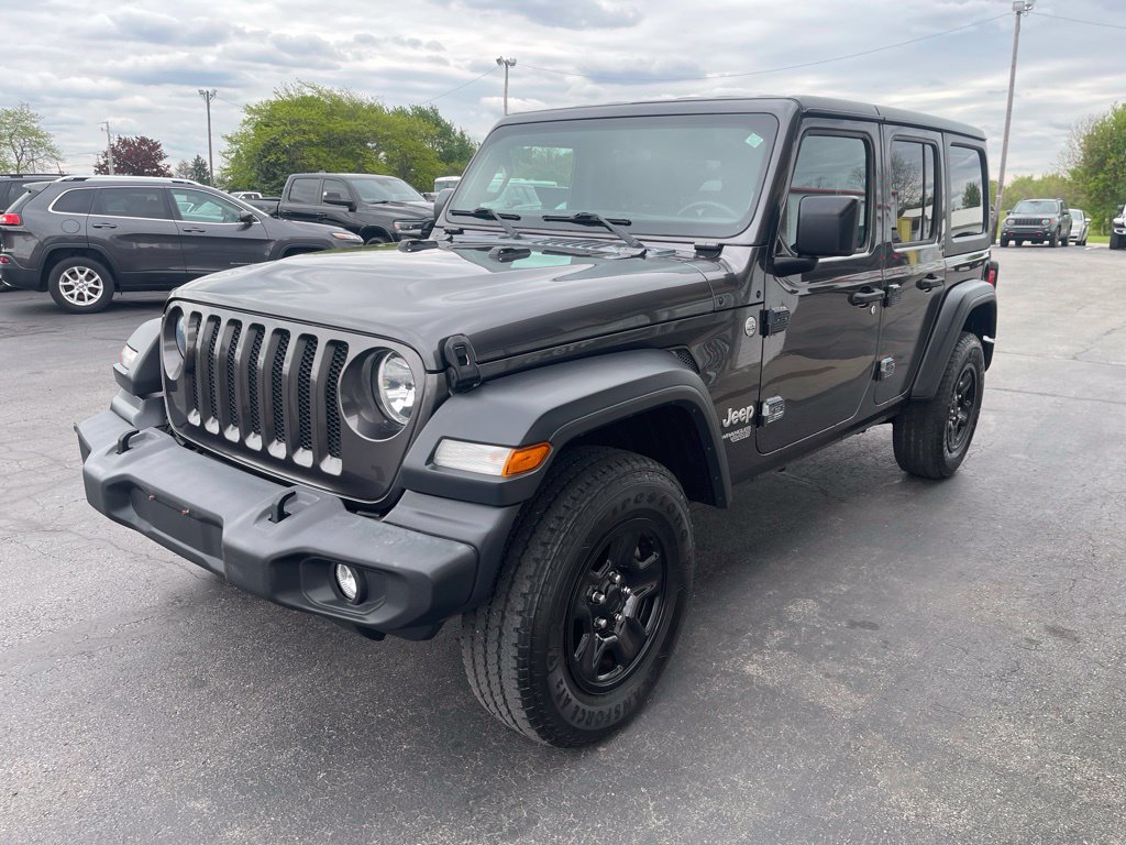 Used 2018 Jeep Wrangler Unlimited Sport AWD/4WD image 2