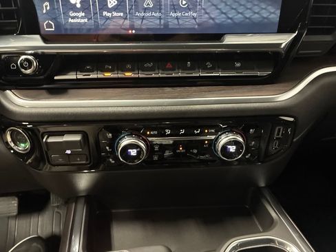 New 2026 GMC Sierra 1500 SLT w/ SLT Premium Plus Package AWD/4WD image 15
