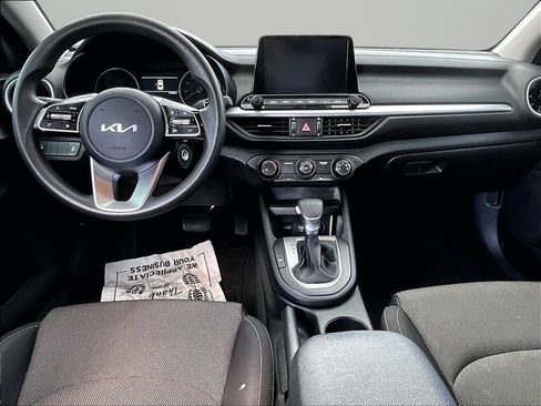 Used 2024 Kia Forte LXS FWD image 15