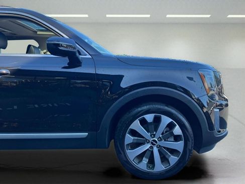 Used 2022 Kia Telluride S image 31