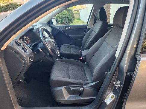 Used 2014 Volkswagen Tiguan S FWD image 13