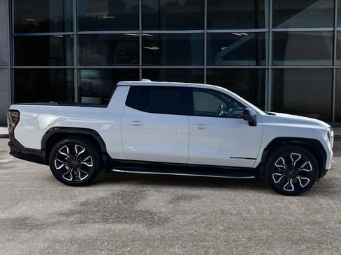 New 2025 GMC Sierra EV Denali image 8