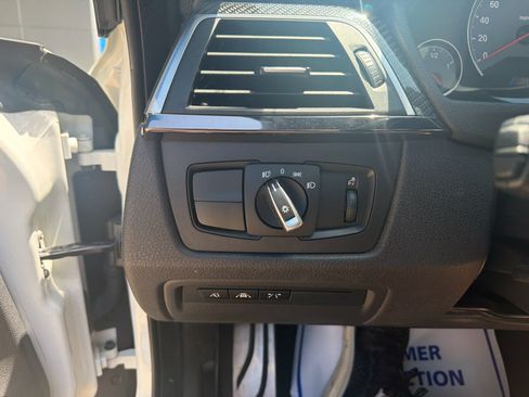 Used 2017 BMW M4 Convertible RWD image 22
