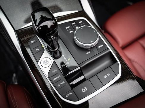 Used 2023 BMW M440i Convertible w/ Premium Package image 36