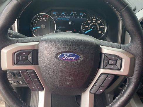 Used 2018 Ford F150 Lariat w/ Equipment Group 502A Luxury image 10