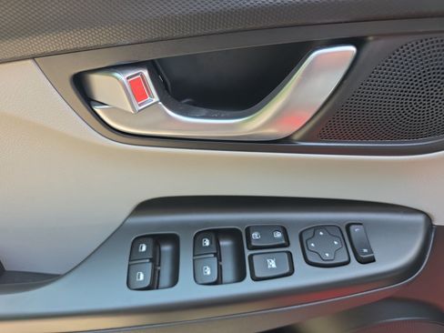 Used 2023 Hyundai Kona SEL w/ Convenience Package AWD/4WD image 18