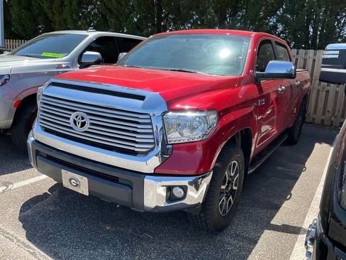 Used 2017 Toyota Tundra Limited RWD image 3