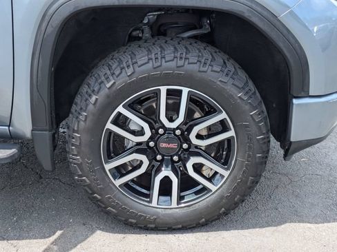 Used 2021 GMC Sierra 1500 AT4 w/ AT4 Premium Package AWD/4WD image 11