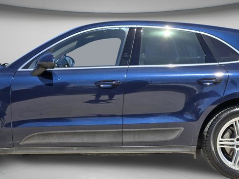 Used 2020 Porsche Macan S image 28