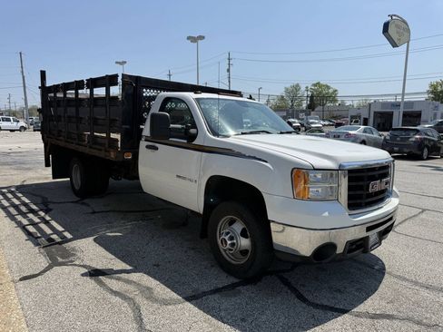Used 2009 GMC Sierra 3500 W/T RWD image 4