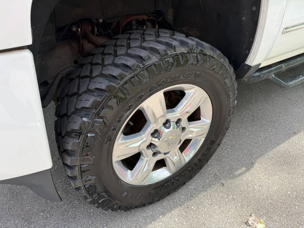 Used 2017 Chevrolet Silverado 2500 LTZ w/ Duramax Plus Package AWD/4WD image 53