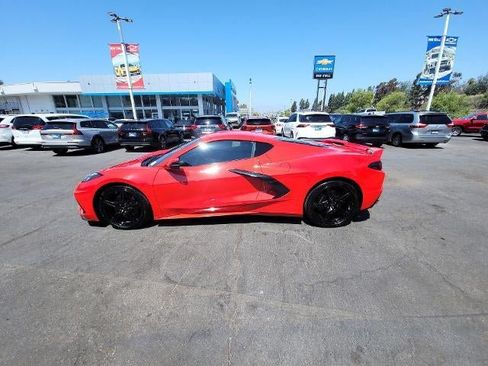 Used 2023 Chevrolet Corvette Stingray Coupe w/ Z51 Performance Package RWD image 5