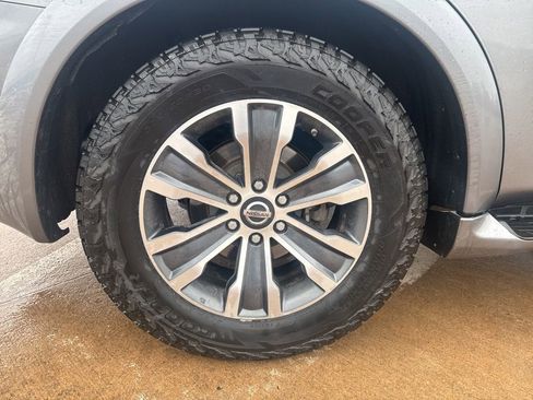 Used 2019 Nissan Armada SL w/ Premium Package image 11